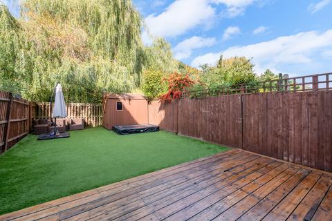 4 bedroom terraced house for sale, Lower Green Gardens, Worcester Park