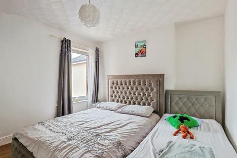 2 bedroom flat for sale, Stewart Road, BOURNEMOUTH