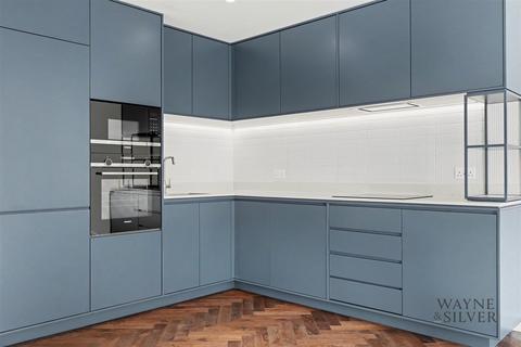 3 bedroom apartment to rent, Ribbon Lane, Brent Cross, NW2