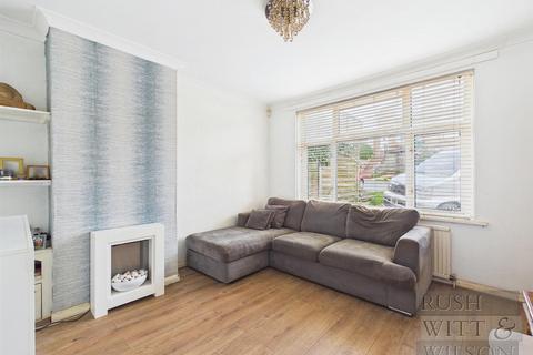 3 bedroom semi-detached house for sale, Valleyside Road, Hastings