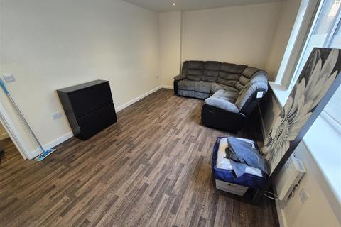 1 bedroom flat to rent, Christchurch Road, Bournemouth