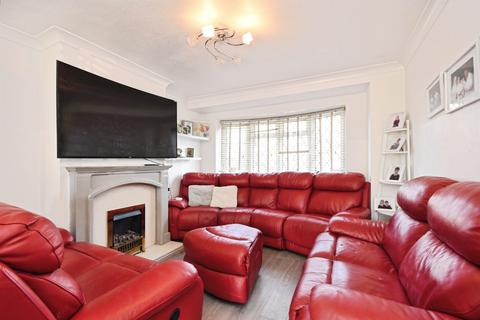 3 bedroom terraced house for sale, Lucas Avenue, CHELMSFORD