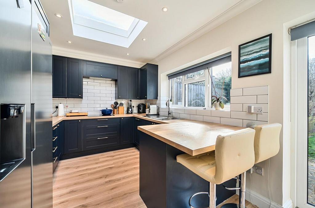 Davidson Frost-Wellings, DFW, Chiltern Avenue, Kit