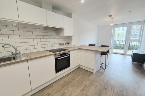 1 bedroom apartment to rent, Cow Green, HALIFAX