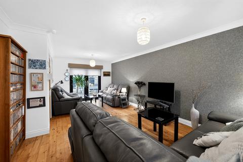 undefined, Kidsneuk Gardens, IRVINE