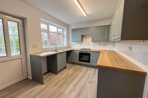 4 bedroom detached house for sale, High Road, Worksop S81