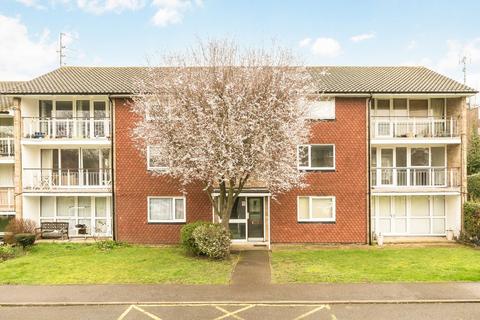 undefined, Basinghall Gardens, Sutton SM2