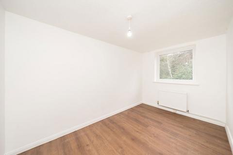 undefined, Basinghall Gardens, Sutton SM2