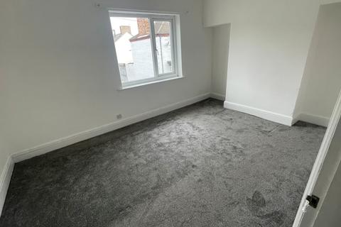 2 bedroom terraced house to rent, Cheltenham Avenue, Thornaby TS17