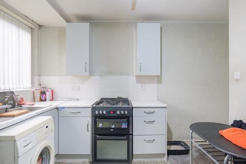 3 bedroom terraced house for sale, Allonby Walk, Middleton M24