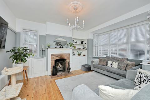 4 bedroom detached house for sale, Park Road, Dereham