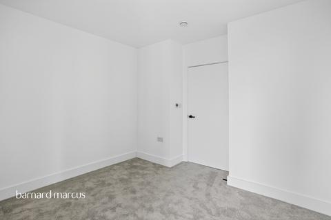 2 bedroom flat for sale, Poplar Walk, Croydon