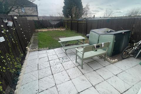 3 bedroom terraced house to rent, Arundel Road, Grangetown TS6