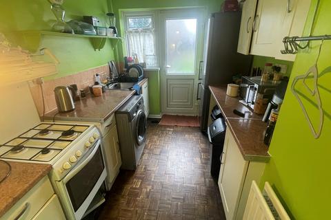 3 bedroom terraced house to rent, Arundel Road, Grangetown TS6
