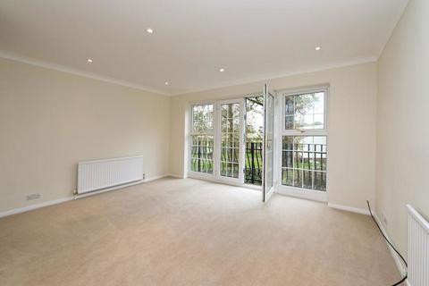 4 bedroom terraced house to rent, Tower Rise, Richmond TW9