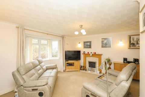 4 bedroom detached house for sale, Dymond Grove, Chesterfield S42