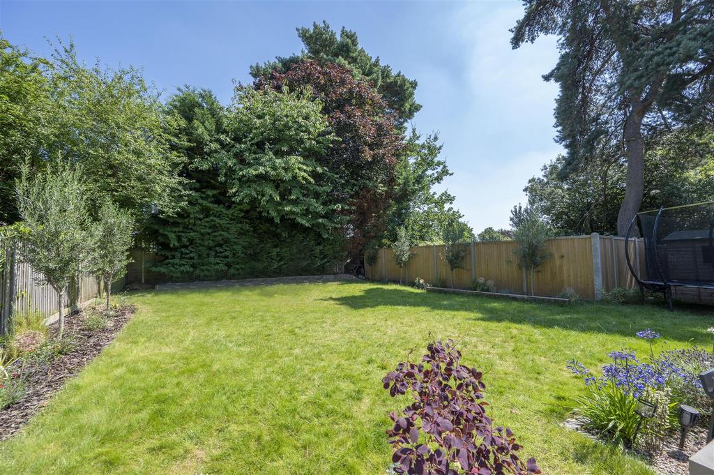 17 Burdett Avenue46.jpg