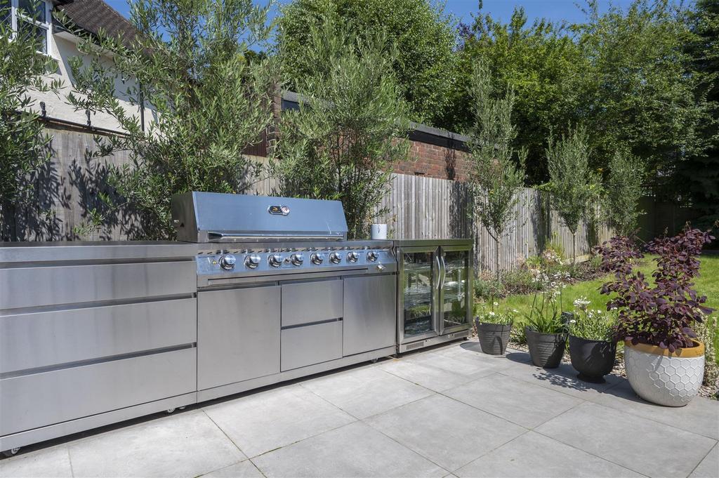 17 Burdett Avenue47.jpg