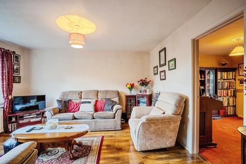 4 bedroom semi-detached house for sale, Park View, Sedbury, Chepstow