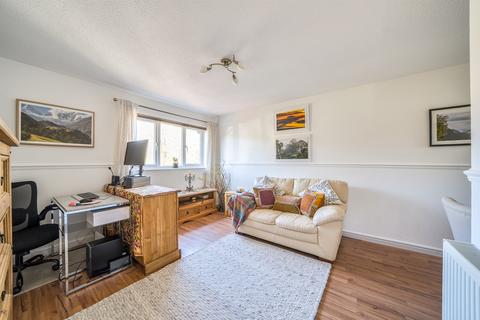 undefined, Sunkist Way, Wallington