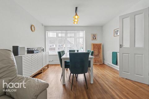 3 bedroom semi-detached house for sale, Watersmeet, Harlow