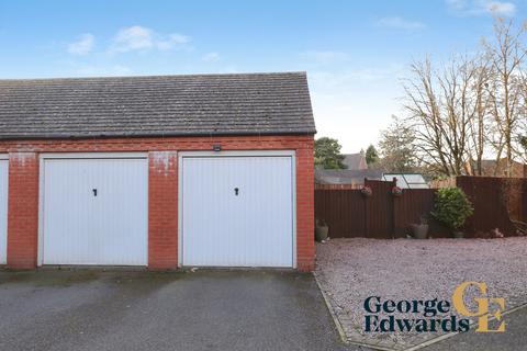 3 bedroom end of terrace house for sale, Bosworth Road, Measham, Swadlincote, DE12 7LQ.