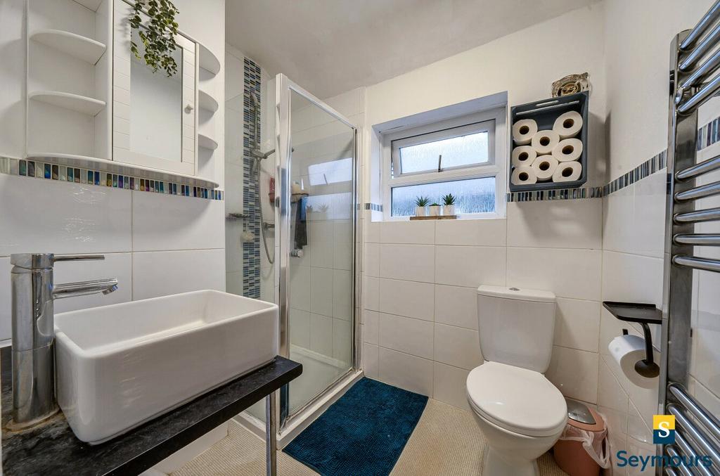 Family Shower Room