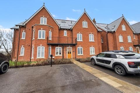 2 bedroom flat for sale, Wimborne