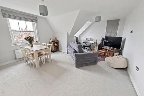 2 bedroom flat for sale, Wimborne