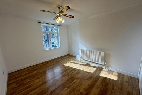 undefined, Bucklebury,  Bracknell,  RG12