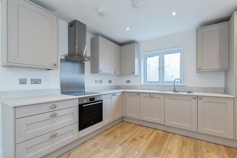 4 bedroom detached house for sale, Daggons Road, Alderholt, Fordingbridge