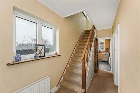 3 bedroom end of terrace house for sale, Russell Road, Chingford