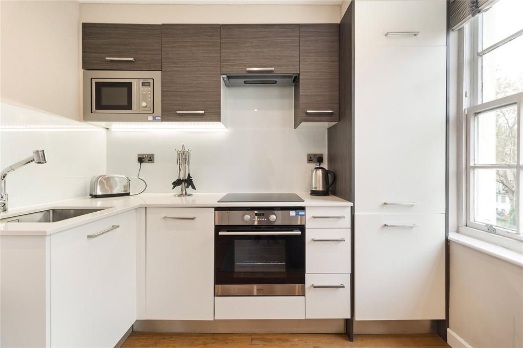 Apartment in London, City of Westminster - View 3