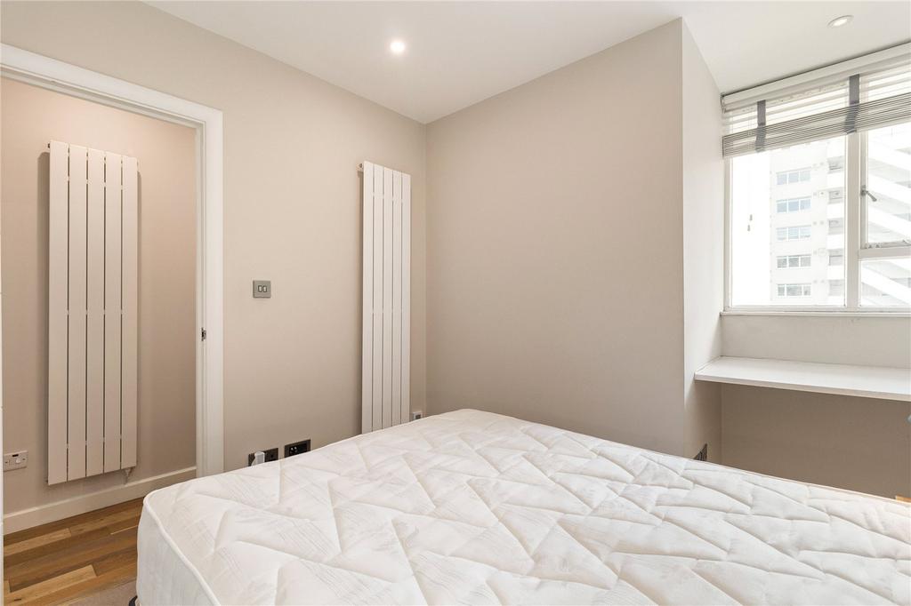 Apartment in London, City of Westminster - More