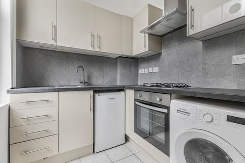 1 bedroom apartment to rent, Werter Road, Putney, SW15