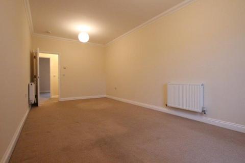 2 bedroom apartment to rent, Ardent Avenue, Walmer, CT14