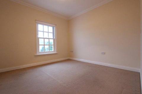 2 bedroom apartment to rent, Ardent Avenue, Walmer, CT14