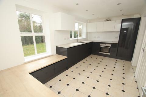 4 bedroom detached house for sale, Holywell Close, Orpington, BR6