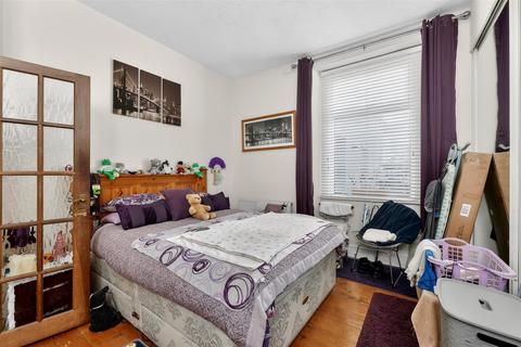 1 bedroom flat for sale, Adelaide Street, Stonehouse, Plymouth