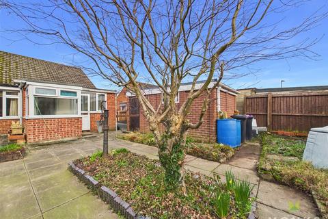 3 bedroom semi-detached bungalow for sale, Friars Close, Oswestry