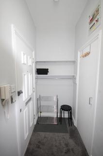 Studio to rent, Westbourne Terrace, London W2