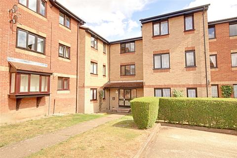 1 bedroom flat for sale, Magpie Close, Enfield, EN1