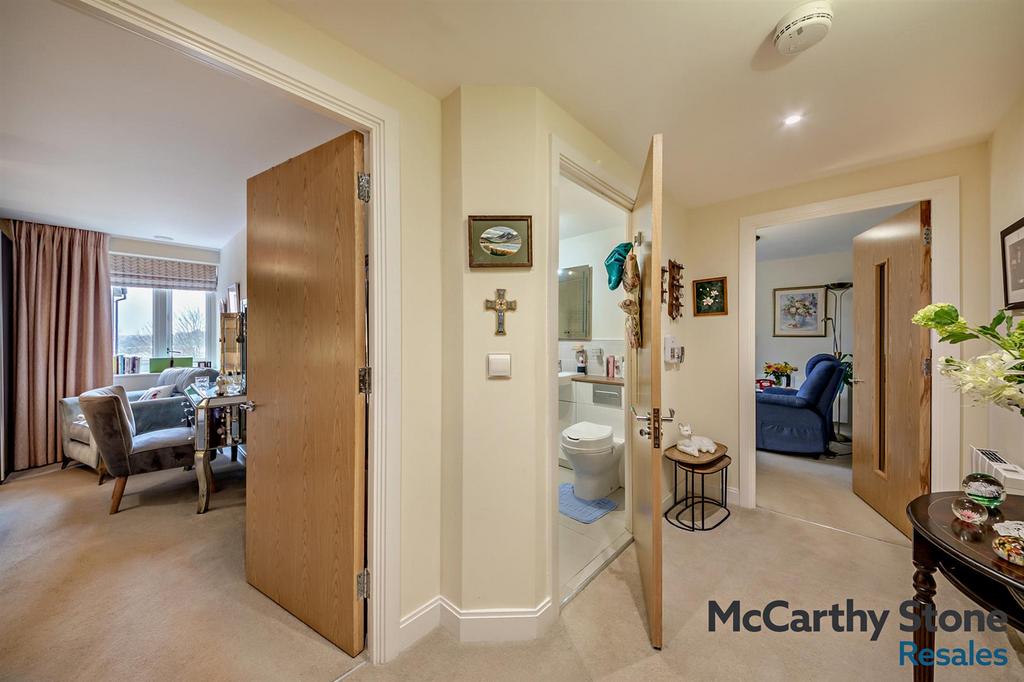 8679236-interior10-800.jpg