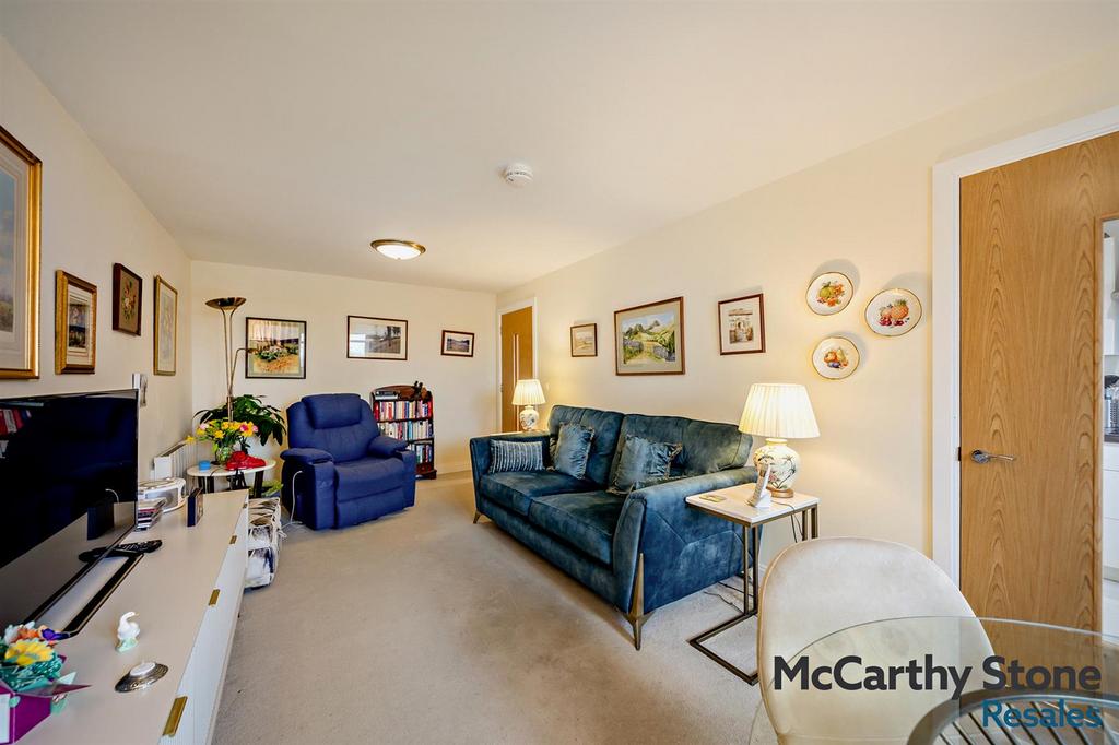 8679236-interior21-800.jpg