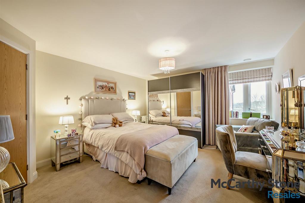 8679236-interior03-800.jpg