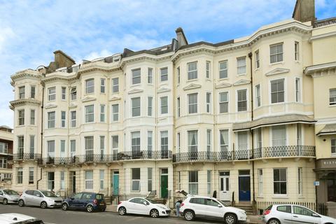 2 bedroom flat for sale, Warrior Square, St. Leonards-On-Sea