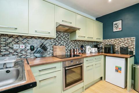 2 bedroom flat for sale, Warrior Square, St. Leonards-On-Sea