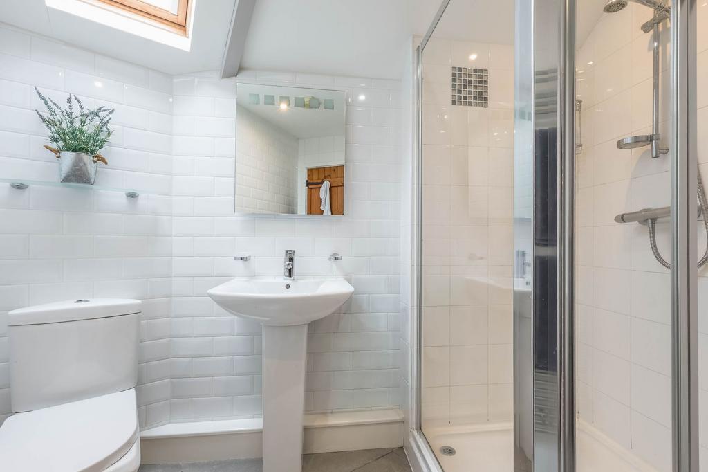 En-suite shower room