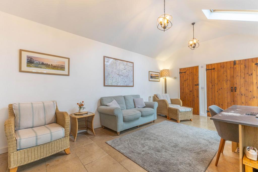 Living room (rear)