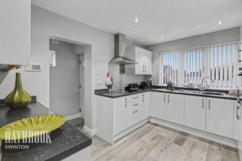 2 bedroom detached bungalow for sale, Brook Drive, West Melton